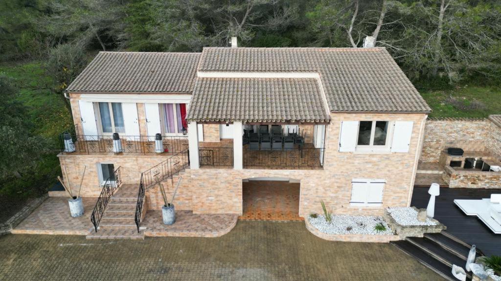 Magnifique Villa De Luxe Au Coeur De La Garrigue Nimes Exterior photo
